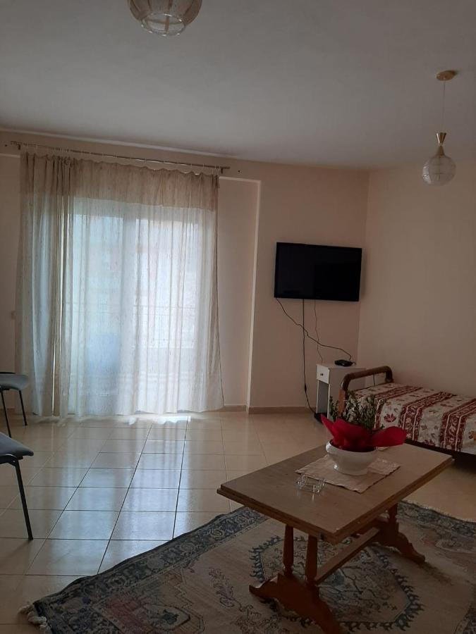 Grazioso Apartamento Arredato A Due Passi Dal Lungomare Vlorë 外观 照片