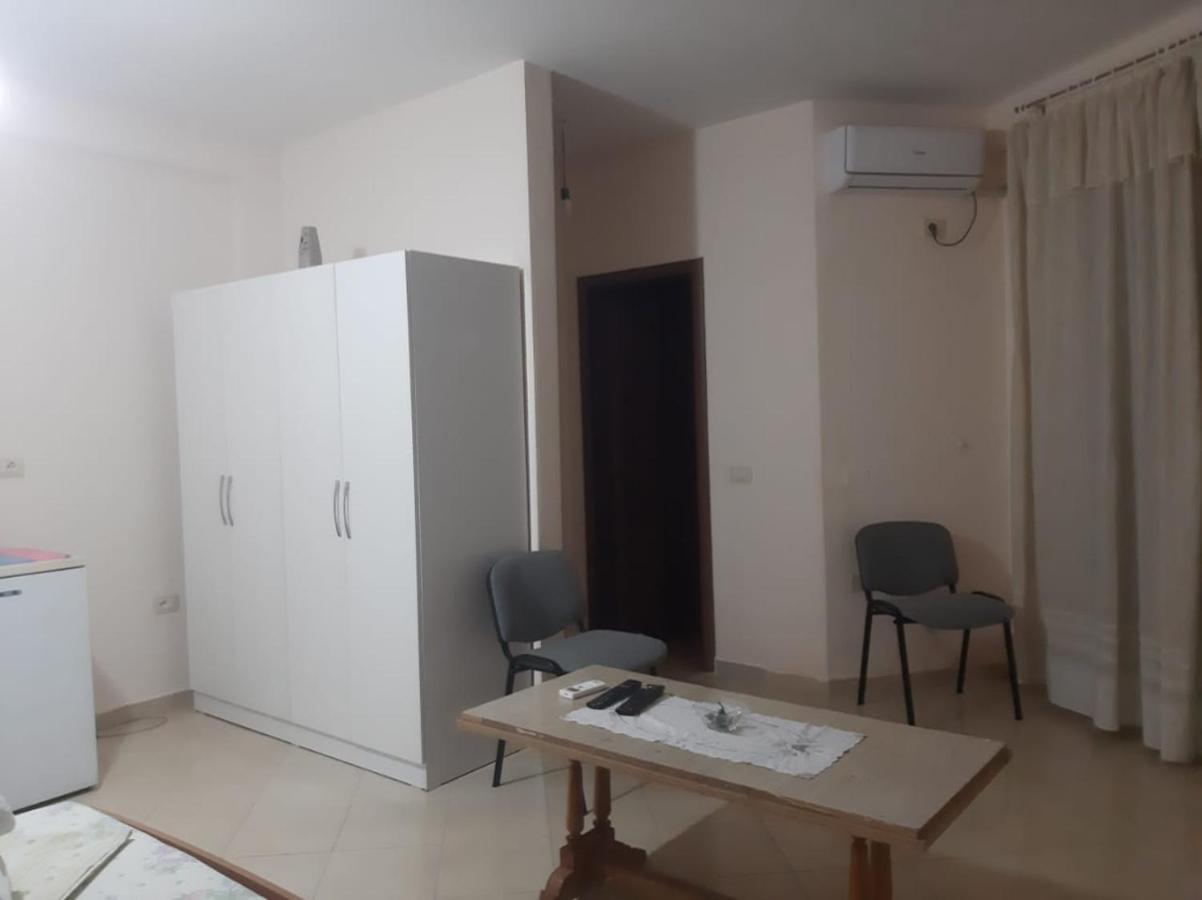 Grazioso Apartamento Arredato A Due Passi Dal Lungomare Vlorë 外观 照片